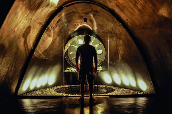 Reinauguração do Banquete da Terra em novo pavilhão (Reopening of the Earth Banquet in a new pavilion ) - Usina de Arte - Água Preta (PE), 2024 -Foto: Andréa Rego Barros/Divulgação