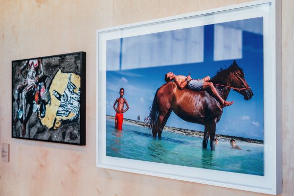 Obra de Bárbara Wagner. Foto: Pedro Pina