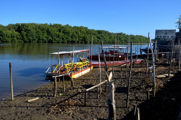 A pesca é uma das principais atividades no vilarejo de Várzea do Una, em São José da Coroa Grande. Foto: Leopoldo Conrado Nunes/Cepe