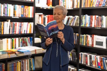  Iêda Lima lança romance 