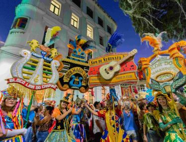 Celebração ao Dia do Frevo de Bloco no Pátio de São Pedro e no Paço do Frevo