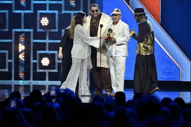 João Gomes ganha Grammy Latino por homenagem a Domiguinhos