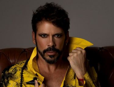 Almério apresenta show 