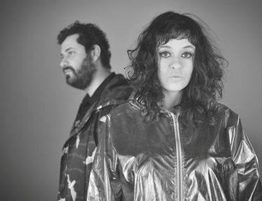 Tulipa Ruiz apresenta turnê “Noire” no Recife, de 26 a 29, na Caixa Cultural