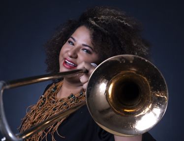 Neris Rodrigues celebra centenário de Moacir Santos no Carnaval 2026