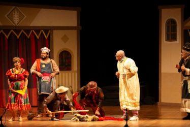 “Auto da Compadecida - Uma Farsa Modernesca” no Teatro Apolo