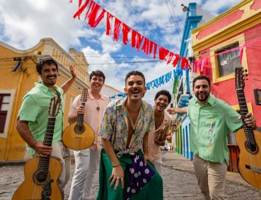 Milton Raulino e Chorinho No Mangue fazem show gratuito no Recife Antigo