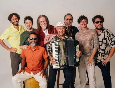 Mestre Gennaro e Banda de Pau e Corda na Caixa Cultural Recife