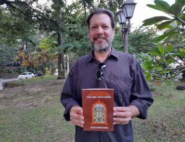Livro que resgata origens da música armorial é lançado na APL, no sábado (15)