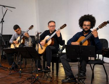Música na APL celebra a tradição do violão latino‑americano, no sábado (29)