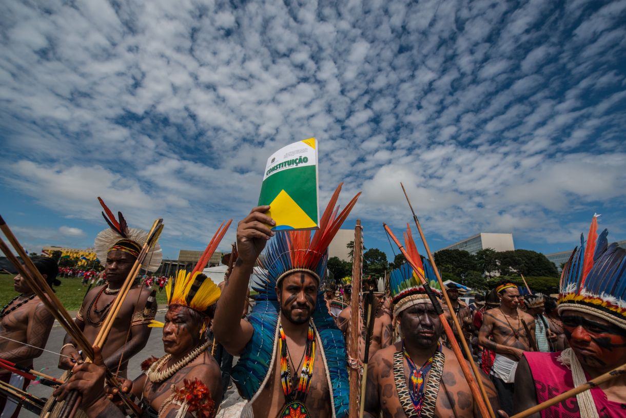 Em protesto em Brasília, indígenas exigem cumprimento de direitos garantidos na Constituição