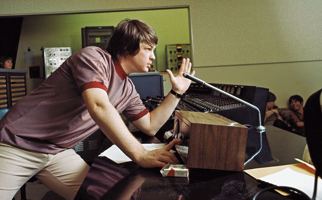 Baixista e pianista, Brian Wilson compôs, arranjou e produziu o 11º disco dos Beach Boys