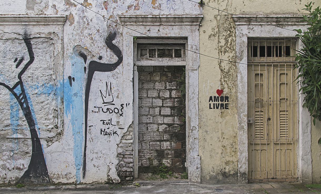 A série de estêncil 'Amor livre' foi criada quando se iniciou o movimento das ciclofaixas na cidade