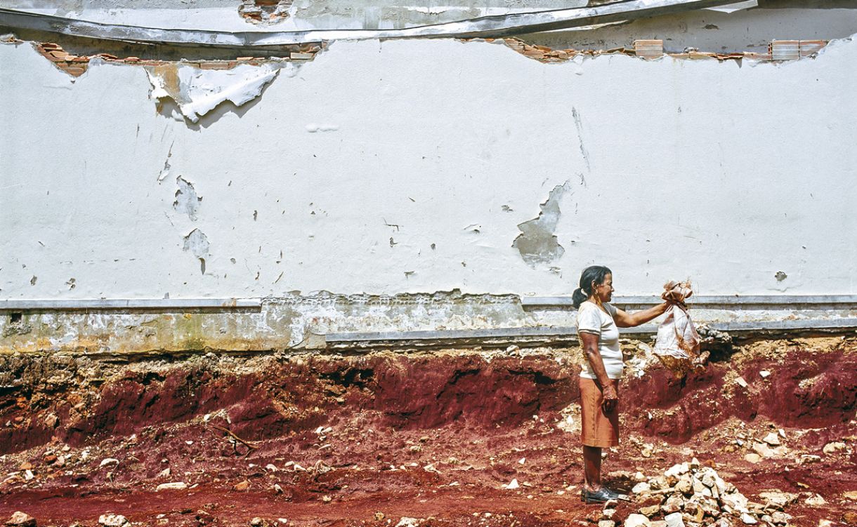 Obra de Cinthia Marcelle está na capa do livro 'A herdeira'