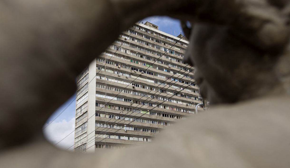 De 1955, projeto do Edifício Caetés, de Acácio Gil Borsoi, faz parte da paisagem do centro da cidade