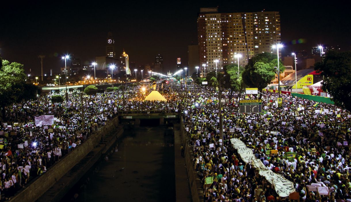 No Rio de Janeiro, como em outras capitais brasileiras, as ruas se encheram de manifestantes