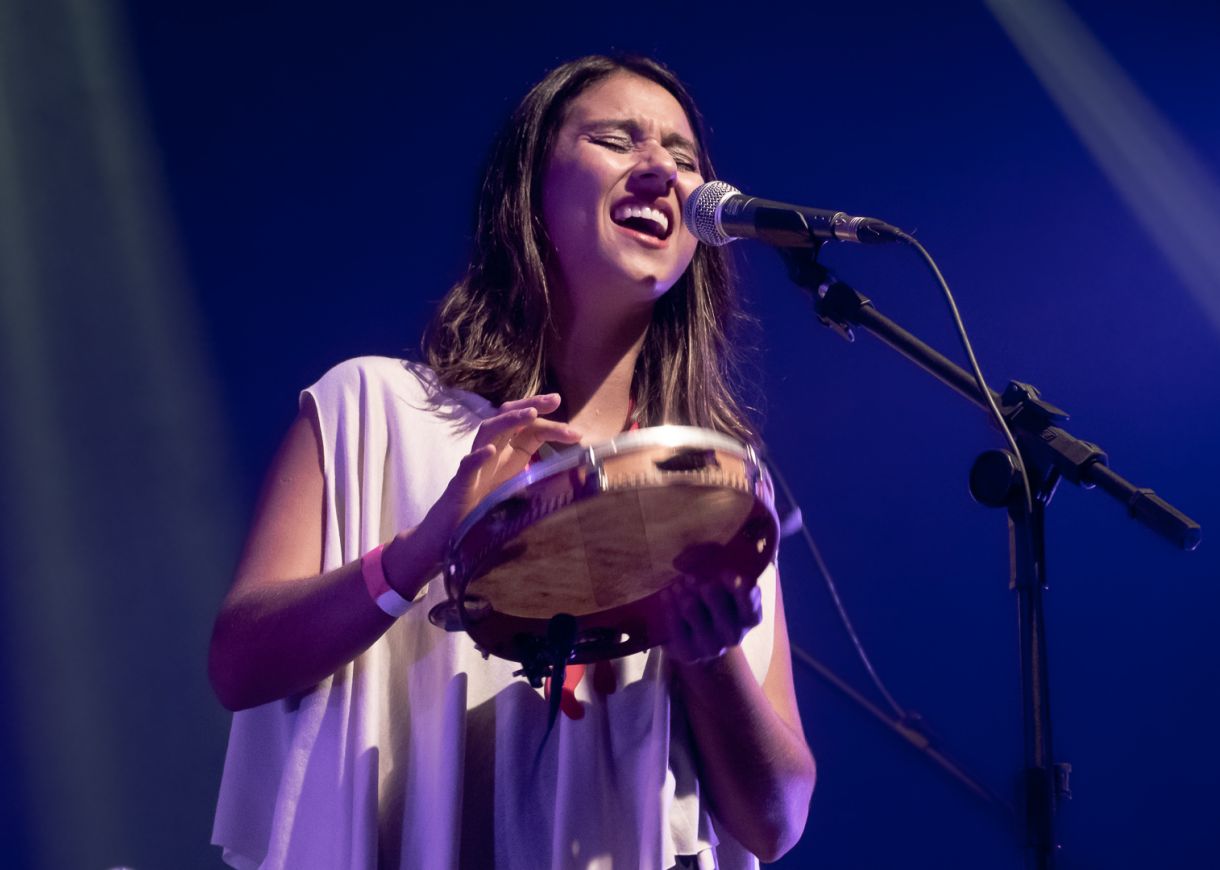 A instrumentista e educadora Lara Klaus