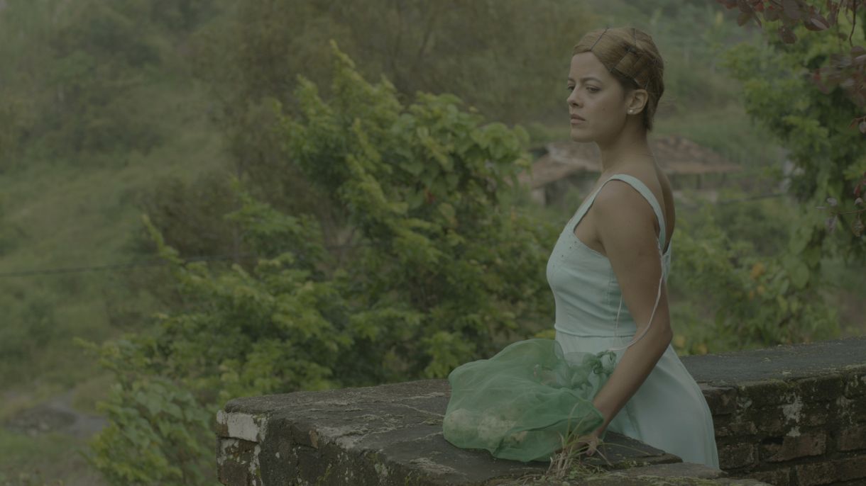 Açúcar, de Renata Pinheiro e Sérgio Oliveira, é protagonizado por Maeve Jinkings