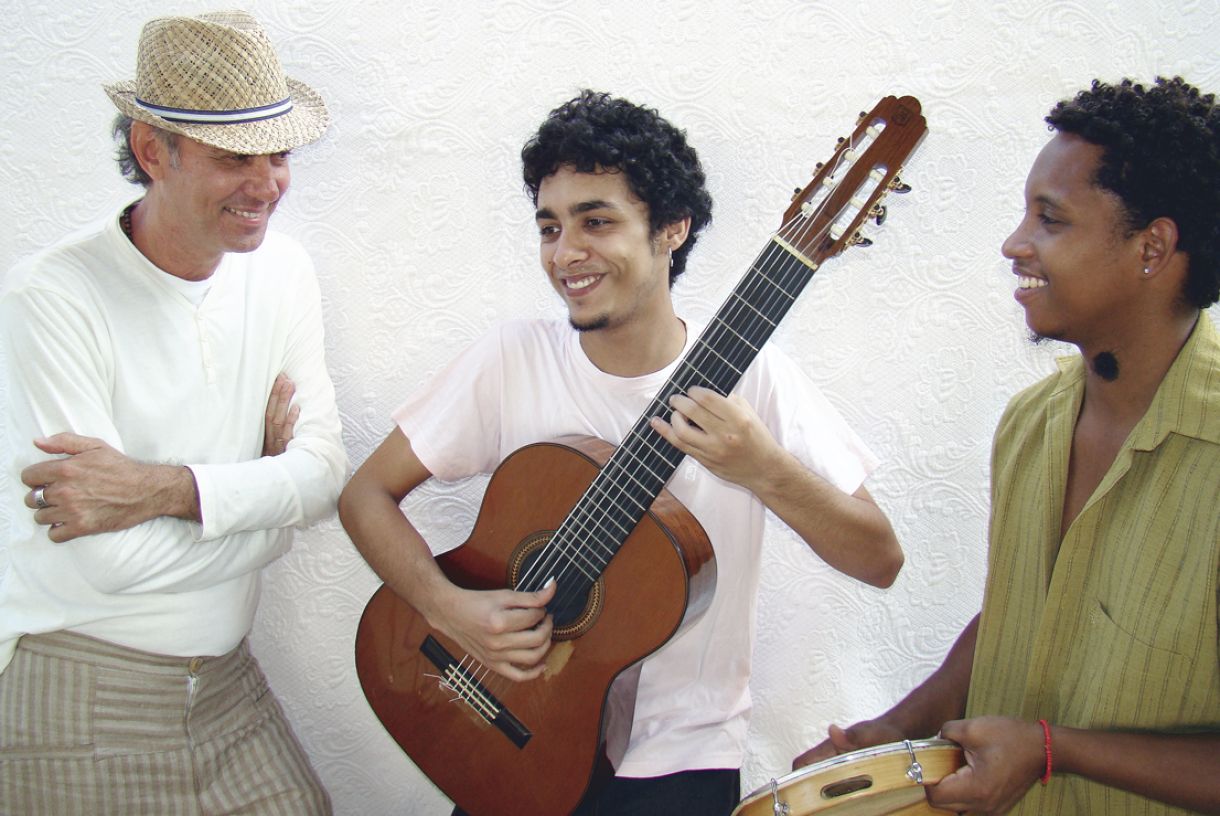 Geraldo Maia, Vinícius Sarmento e Lucas dos Prazeres assinam a produção musical do CD