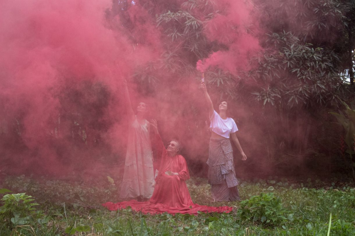 Tereza Costa Rêgo, Clara Moreira e Juliana Lapa