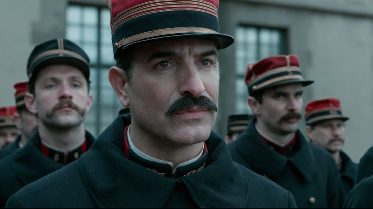 Jean Dujardin (Picquart) em cena do filme 'O oficial e o espião', que estreia no Brasil