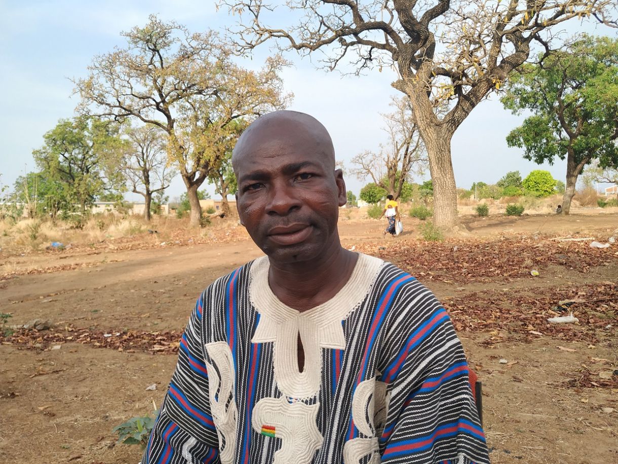 Sié Siriwanè Kambou no local da entrevista, na cidade de Gaoua