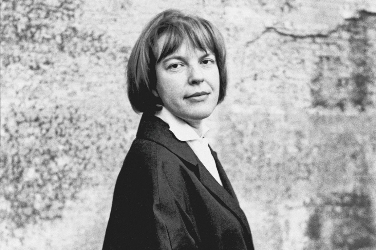 A poeta austríaca Ingeborg Bachmann (1926-1973)