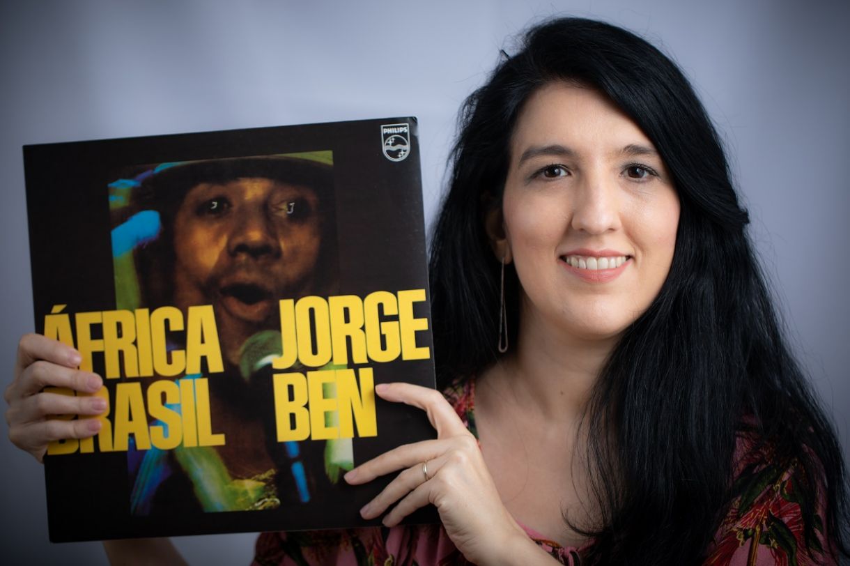 A autora conseguiu ter acesso a Jorge Ben, feito alcançado por poucos jornalistas