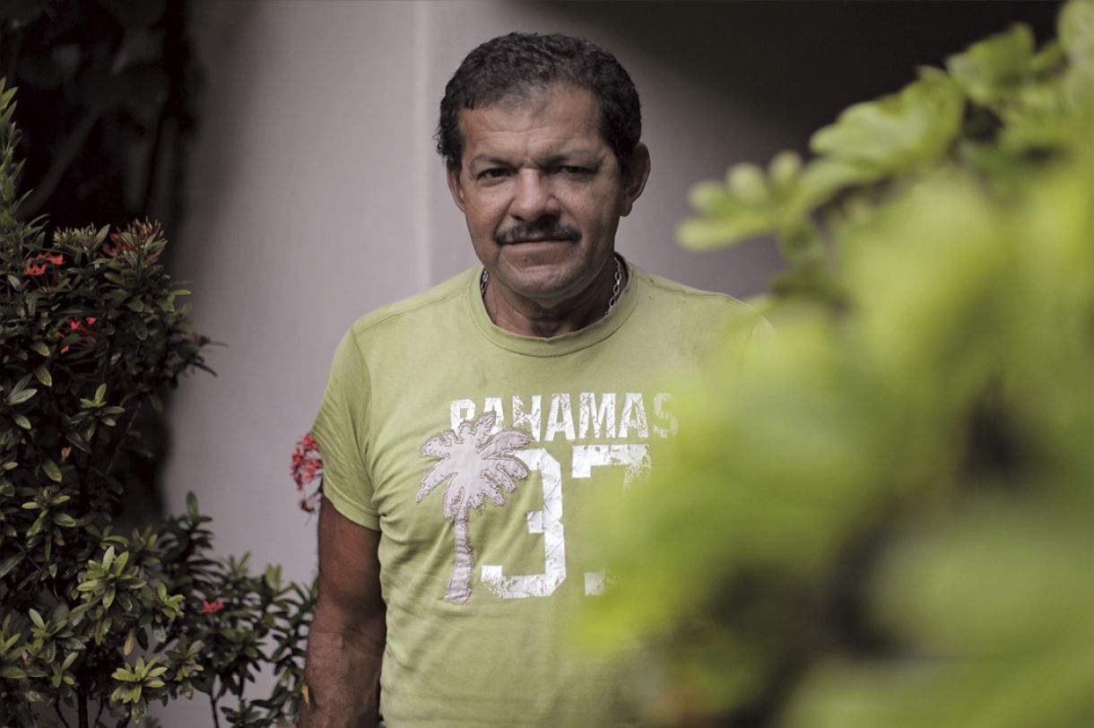 Cândido da Silva, da Articulação Aids PE, convive há 18 anos com a infecção e é ativista em tempo integral