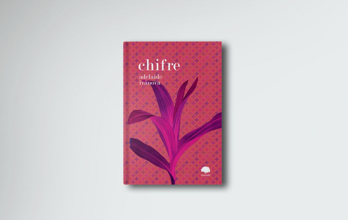  O livro 'Chifre' é dividido em três partes, trazendo poemas inéditos