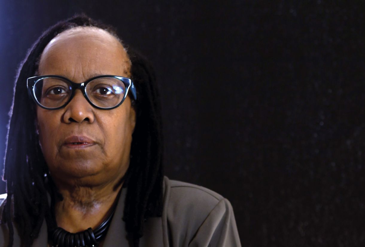 A filósofa e ativista do feminismo negro brasileiro, Sueli Carneiro, foi biografada por Bianca Santana