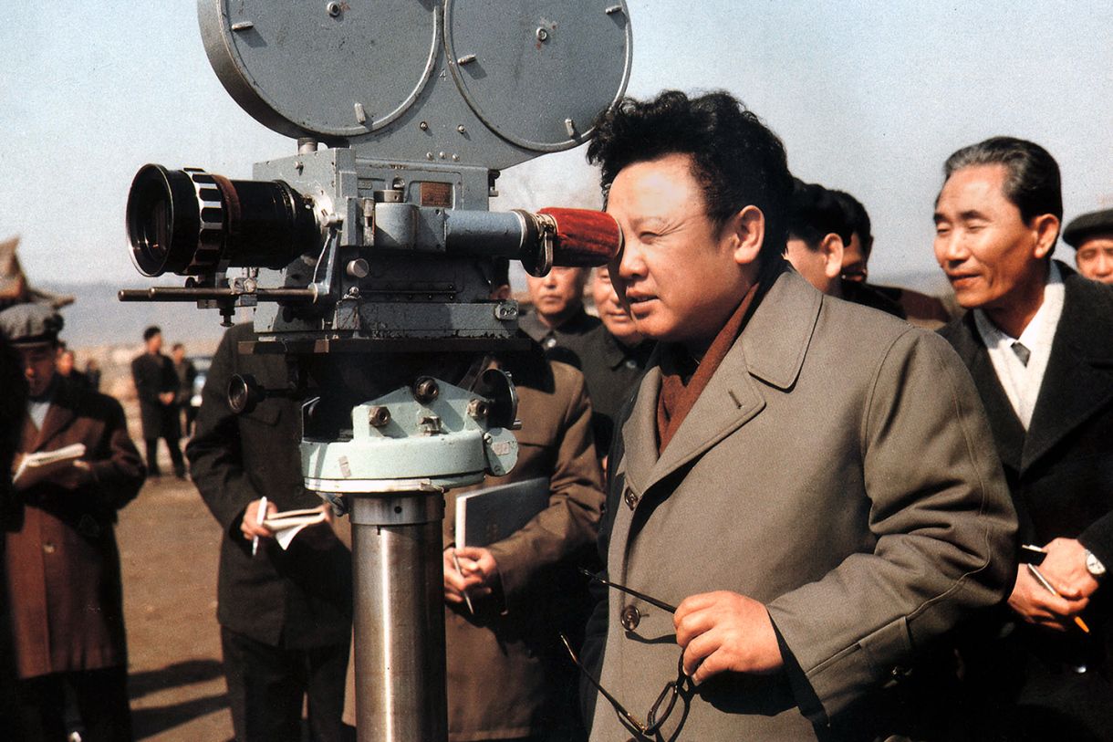 Kim Jong-il, desde os anos 1970, passou a dirigir e produzir filmes. Acima, cena do doc 'Os amantes e o déspota'