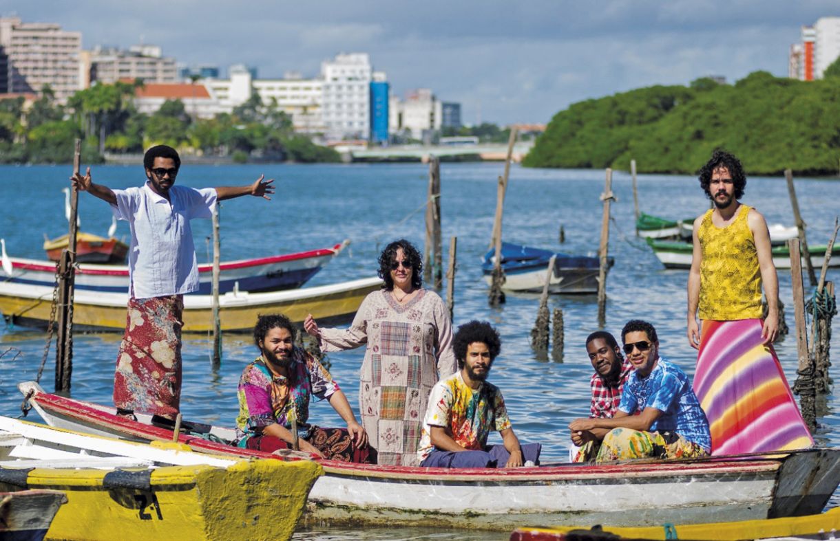 O primeiro disco do grupo musical Mexidinho sugere um passeio pelo Recife e suas paisagens