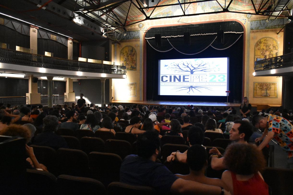 Cine PE tem abertura com orquestra, estreias e homenagens