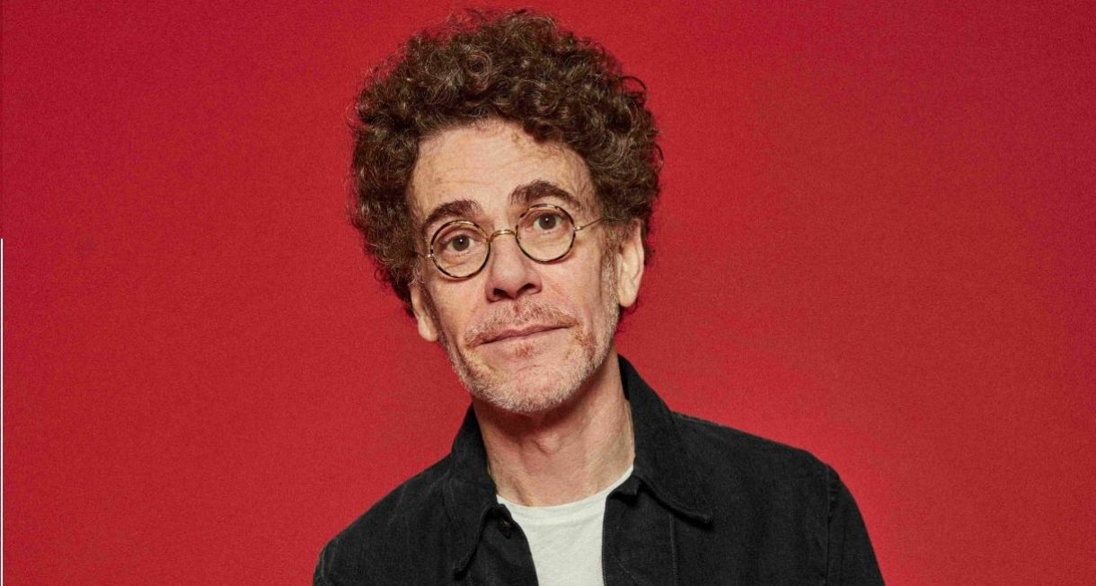 Cantor e compositor declara que show será como um auto-retrato