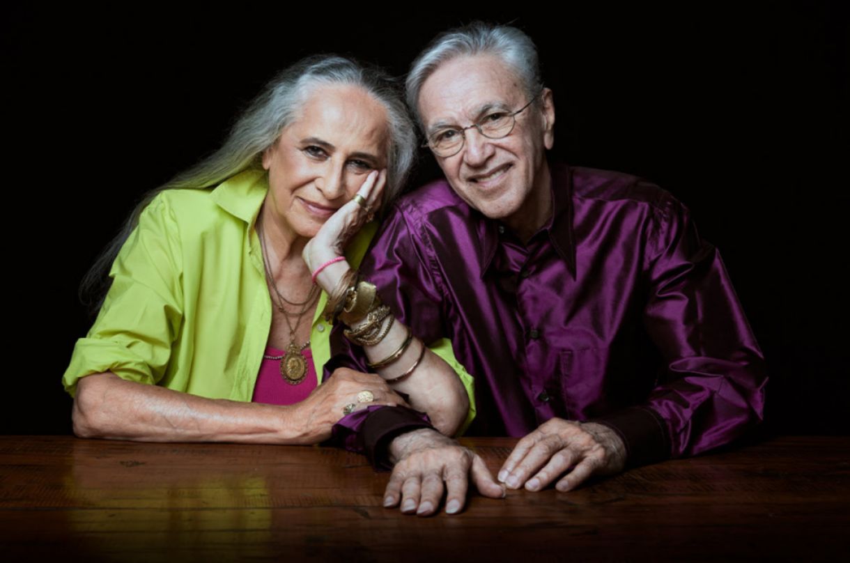 Maria Bethânia e Caetano venceram Melhor Álbum de Música Global por disco ao vivo