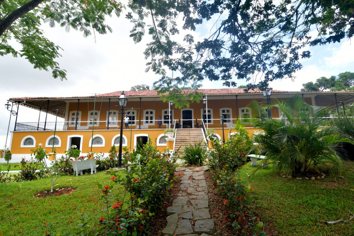 Casarão do Engenho Sapucaji, uma das joias do município de Escada (PE)
