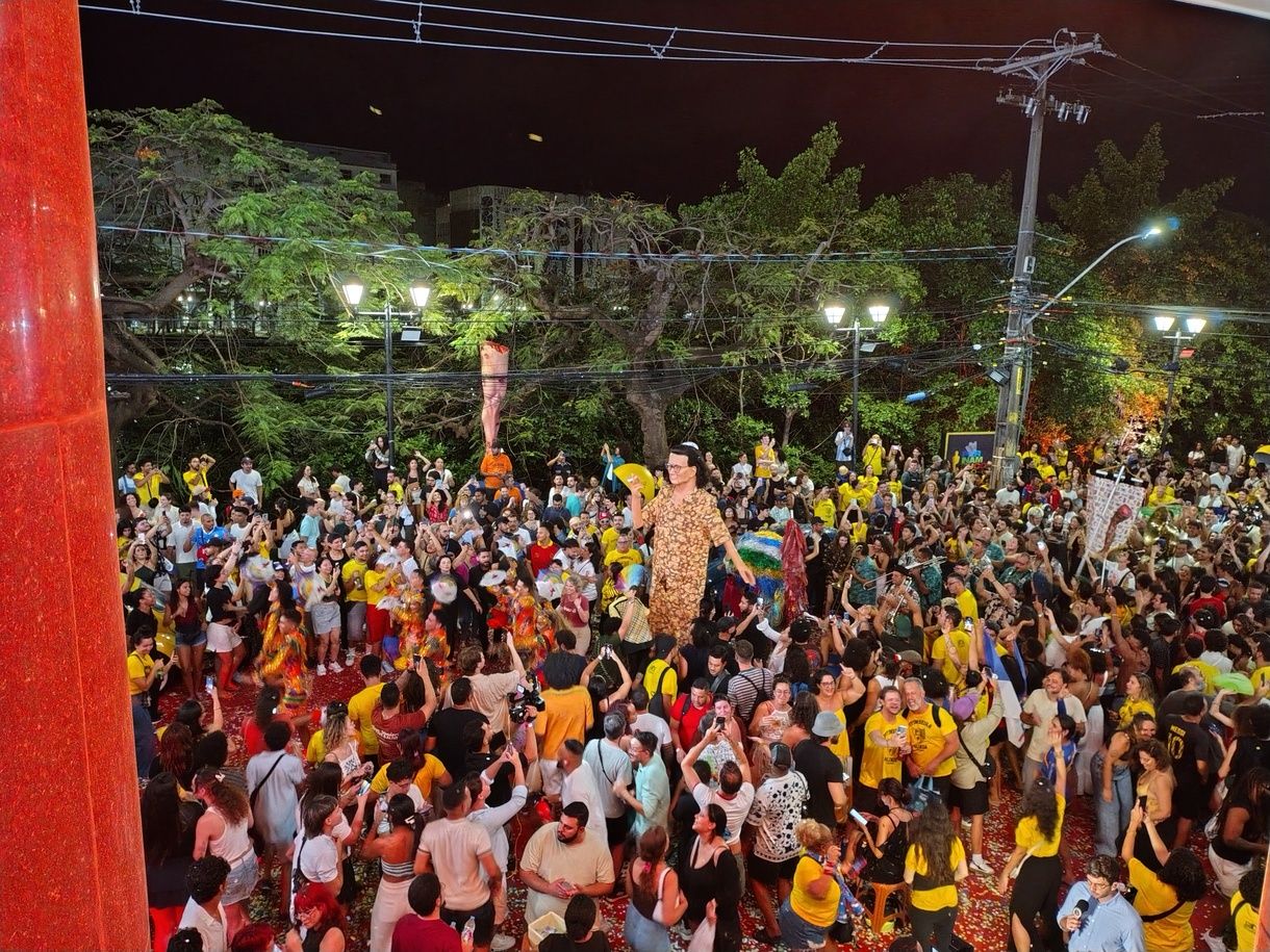 A Rua da Aurora viveu uma noite de Carnaval no domingo do Oscar