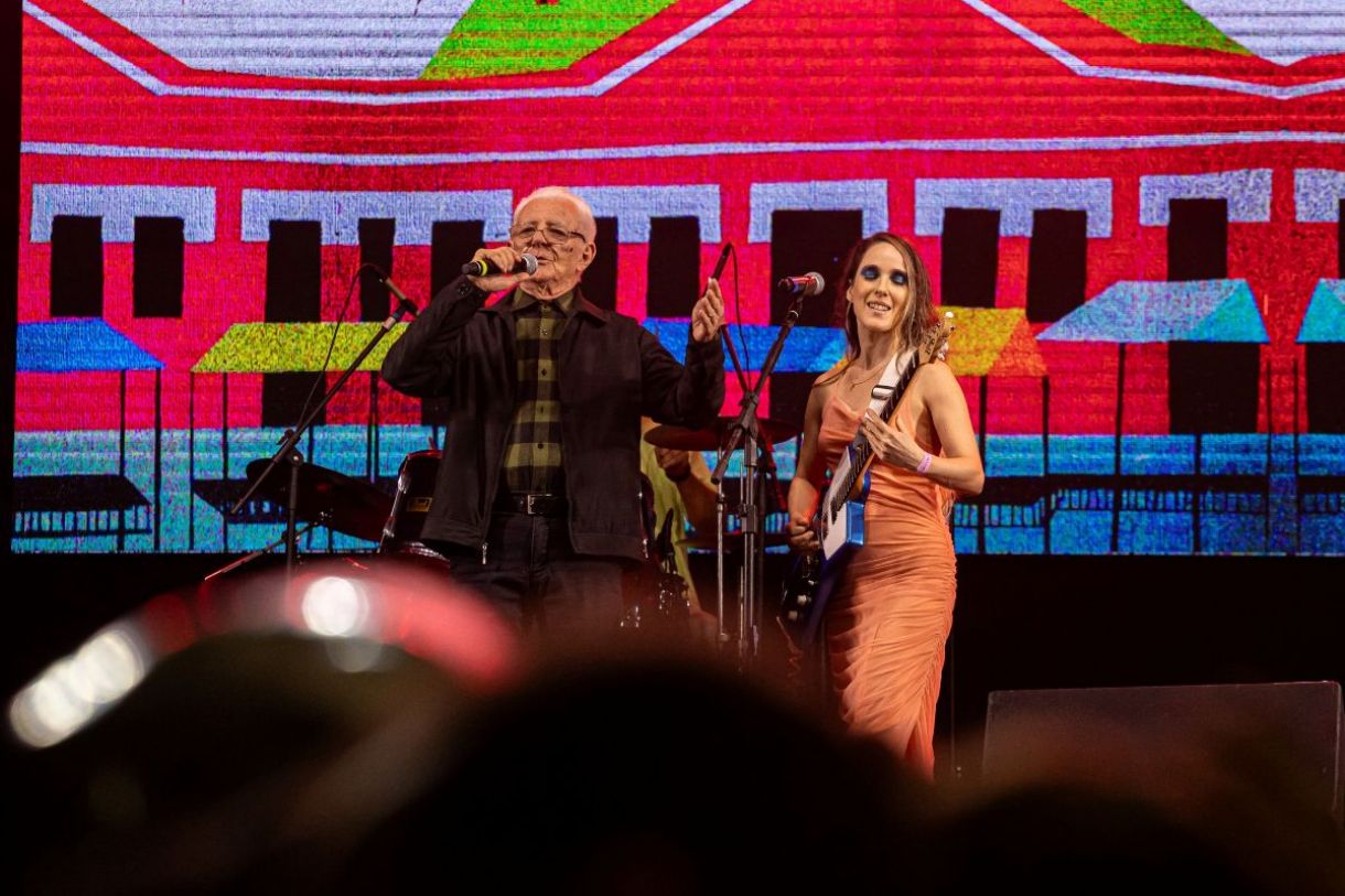 Onildo Almeida e Kira Aderne