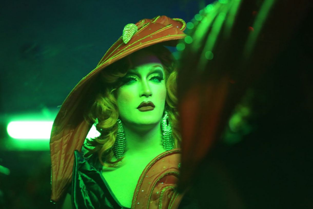 A drag queen, cantora, atriz e performer Aimée Lumière