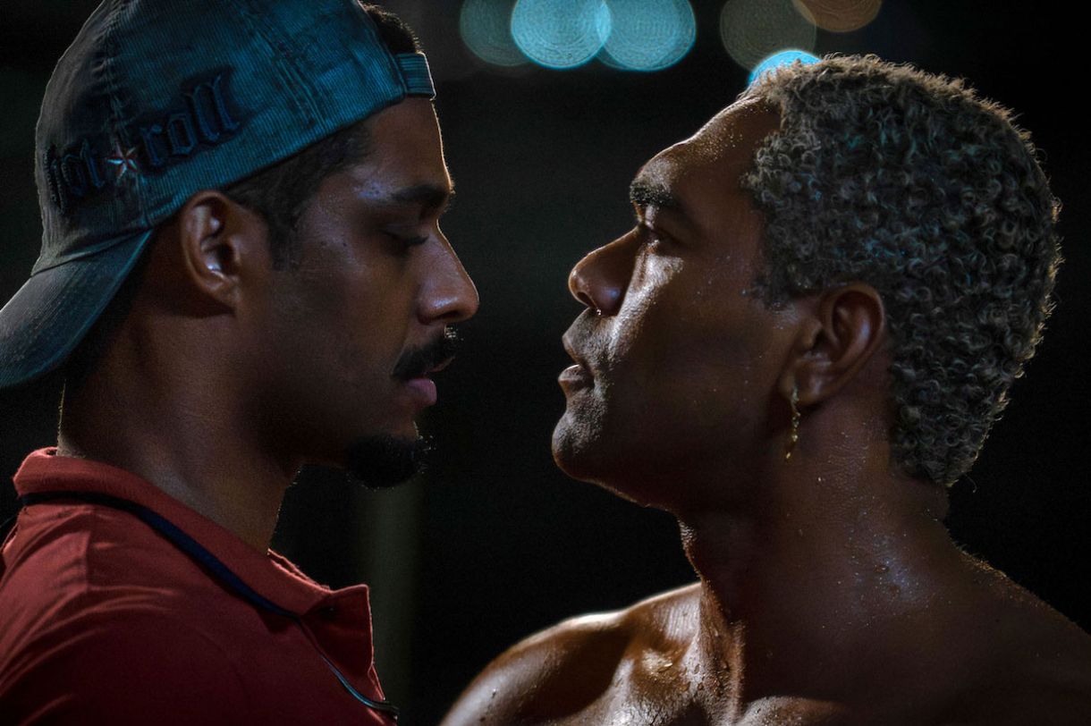 Os atores Caíque Copque (Ezequiel) e Ítalo Martins (Jeremias) em cena do filme