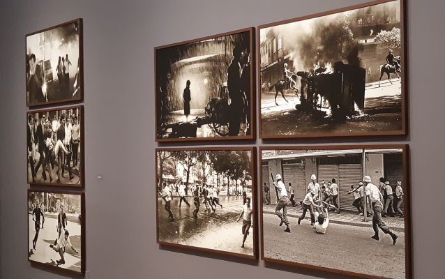 Fotojornalismo de Evandro Teixeira durante ditadura no Brasil dos anos 1960. 'Terra em transe', Fortaleza, Dragão do Mar