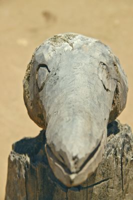 Muitos dos seres esculpidos pelo artista revisitam seu passado e figuras do imaginário sertanejo