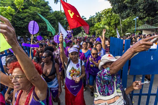 8M, Recife. Saída da marcha. Parque 13 de Maio. Foto: Ana Lira