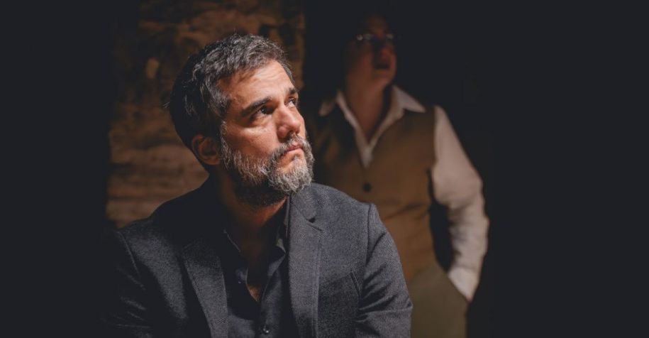 Wagner Moura no Tribunal da Pós-verdade