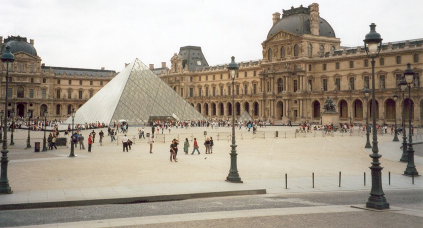 Museu do Louvre